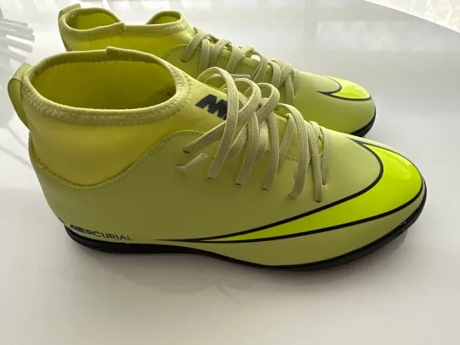 Chuteira Nike Superfly 10 - N 35,5