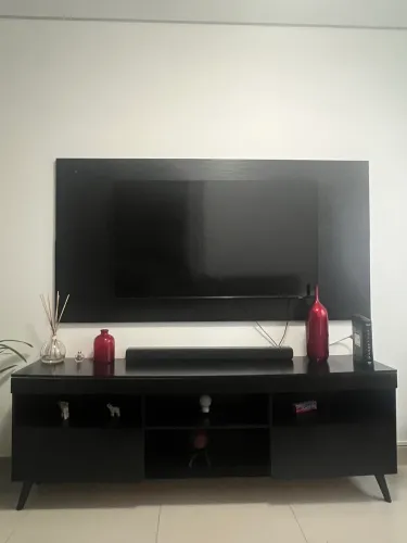 Rack + Painel Preto