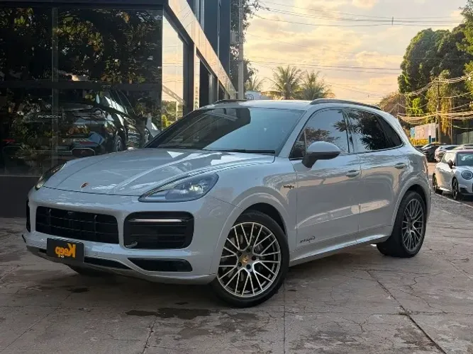 Porsche Cayenne E-hybrid 3.0 V6 462cv 2023