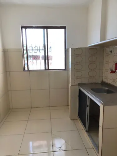Alugo apartamento