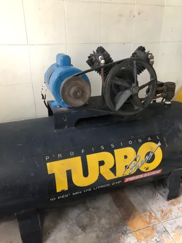 Compressor ar 10 pés 175 lts Pressure 220v 