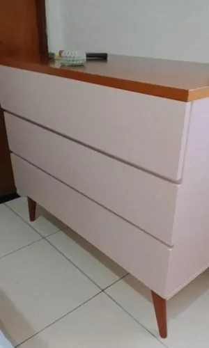 Vendo cômoda e berço