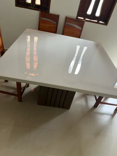 Mesa de jantar (usada) 