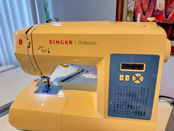 Máquina de costura Singer Brilliance 6160 230V usada