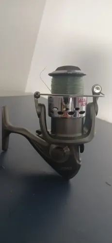 molinete mp40 albatroz fishing cinza, capacidade de linha 0,40  210 metros