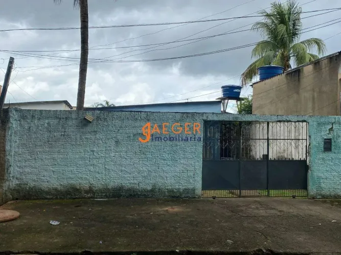 Oportunidade única casa com terreno grande potencial no coração de Porto Velho! (Não apta