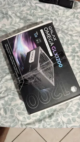 Fonte Galax Omega 1200W Full Modular Platinum.