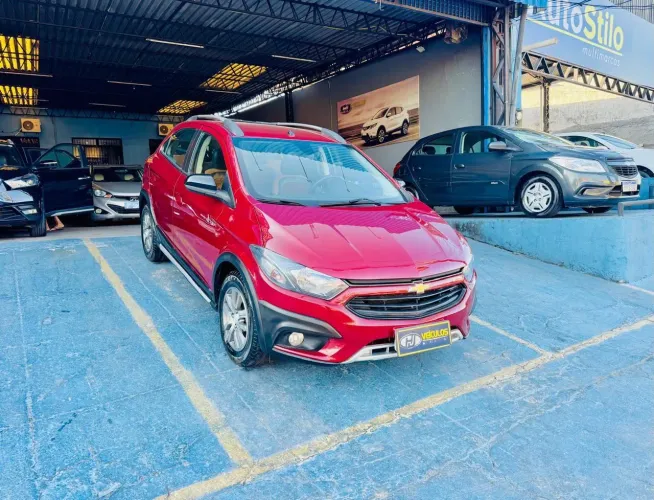 Chevrolet Onix Activ 1.4 8V Flex Mec. 4P 2017