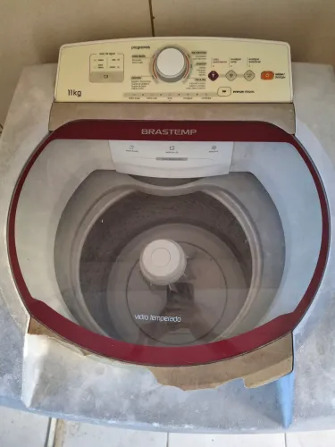 Máquina Brastemp 11kg para retirada de peças