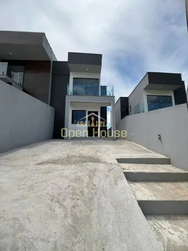 Casa Duplex à Venda em Barra Mansa no Bairro Colônia Santo Antônio | 3 Quartos com Suíte,
