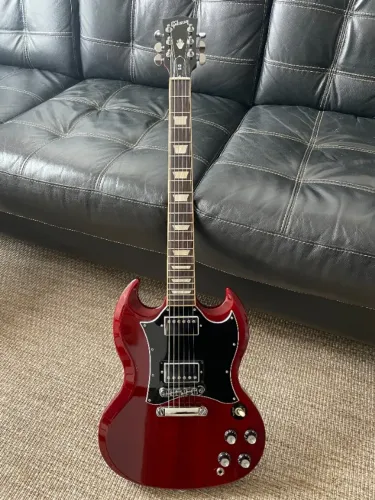 Guitarra Gibson SG Standard Heritage Cherry