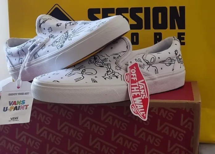 Tênis Vans edição limitada 