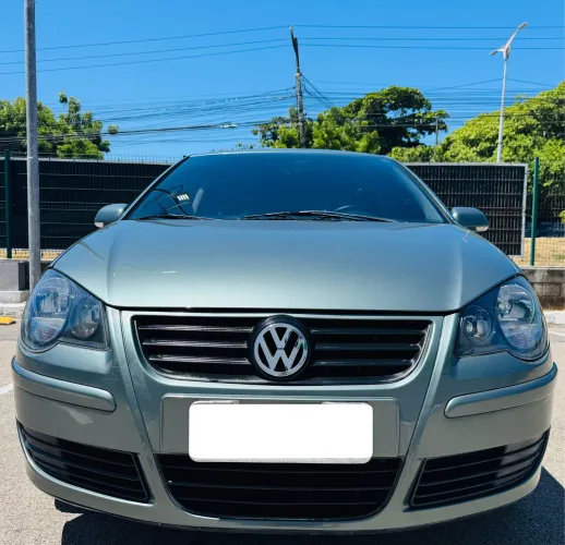 Volkswagen Polo Sedan 1.6 MI Total Flex 8V 4P 2010