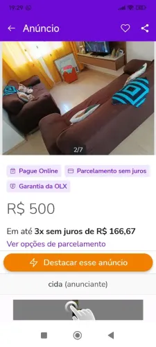 Vende-se um jogo de sofás de 2 e 3 lugares