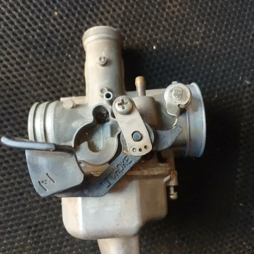 Vendo carburador de 150