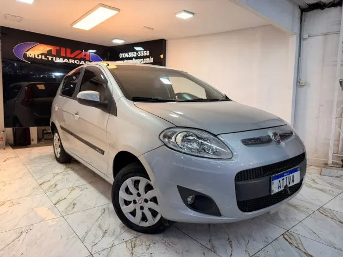 Fiat Palio Attractive 1.0 EVO Fire Flex 8V 5P 2014
