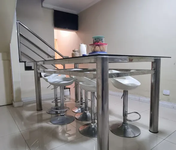 ?Fabricação e Instalação em Aço Inox Polido - Corrimão, Guarda-Corpo e Mesas