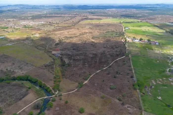 Terreno Impressionante à Venda em Queimadas, PB