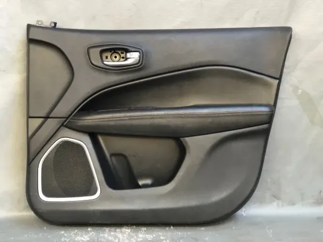 Forro da Porta Dianteira Direita Jeep compass 2026