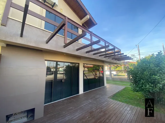 Casa no centro de Garopaba