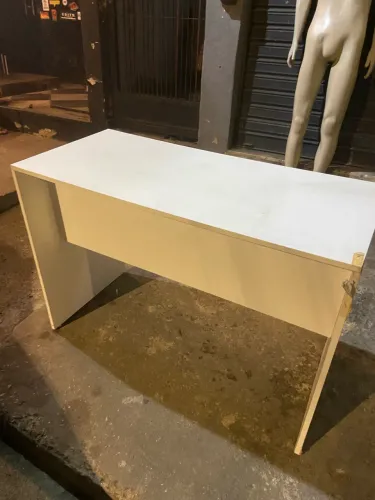 MESA PRA ESCRITÓRIO
