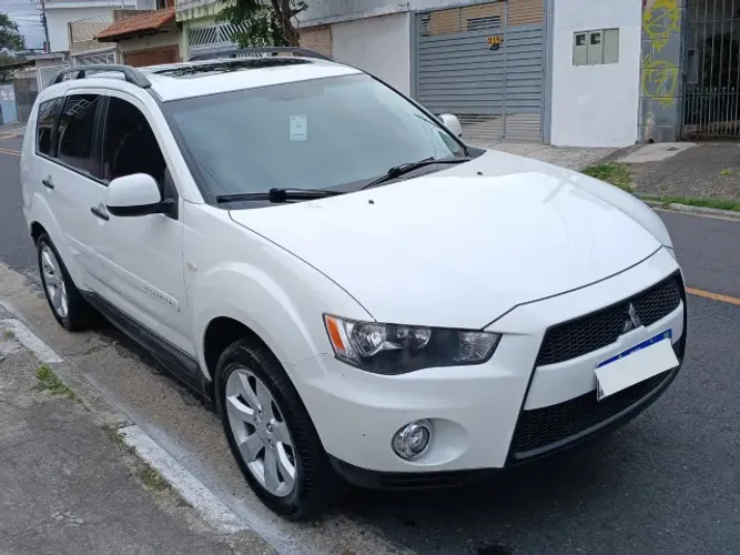 Mitsubishi Outlander 2.0 16V 160cv Aut. 2012