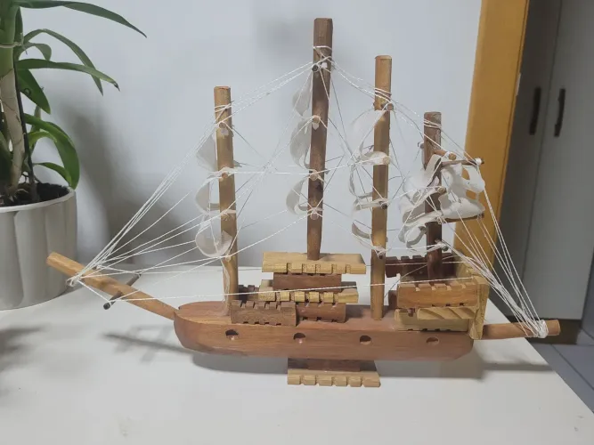 Barco caravelas,  em madeira, para decoração,  de Porto Seguro (Bahia)