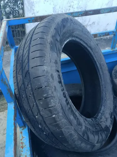 Pneus Semi novos 195/65-15<br>Vendendo a unidade 100,00 cada