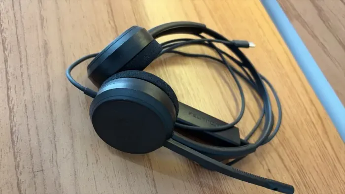 Headset Felitron Bravo USB-C Stereo - Usado (Cancelamento de Ruído)