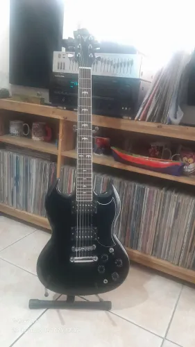 GUITARRA SX BLACK GÓTIC "TROCO".