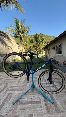 Vendo Caloi Elite Carbon FS Sport (usada) tamanho P