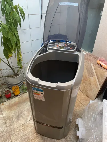 Tanquinho de roupas 15kg Colormaq