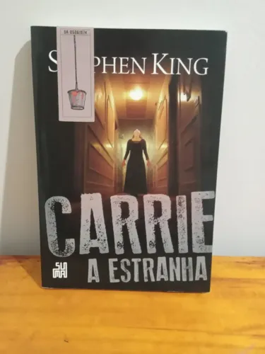 STEPHEN KING - CARRIE, A ESTRANHA