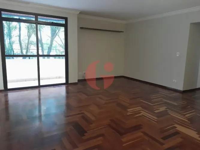 Apartamento para locação no condomínio Pamplona com 4 quartos sendo 1 suíte - 119 m² Bosqu
