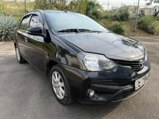 Toyota Etios X Plus Sedan 1.5 Flex 16V 4P Mec. 2019