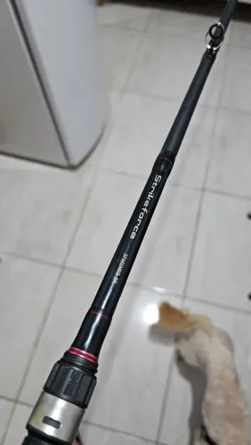 Vara StrikeForce 17lbs Carretilha