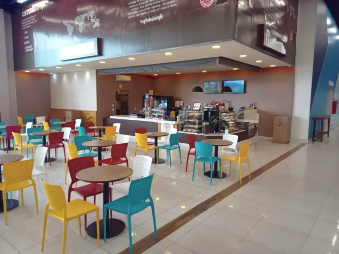 Vende-se café em pleno funcionamento na maior Havan de Palhoça