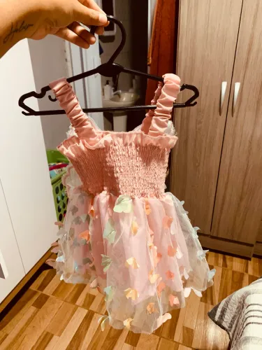 Vestido e condicionador infantil