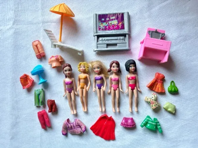 Polly Pocket Mattel Anos 2000 - 5 Bonecas, Móveis e Roupas Emborrachadas