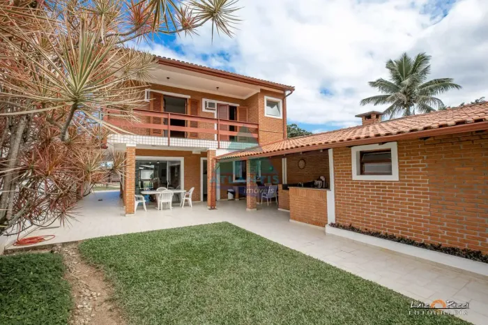 Casa com 3 quartos, Lagoinha - Condomínio Lagoinha, Ubatuba - R$ 2.18 mi, Cod: 1773
