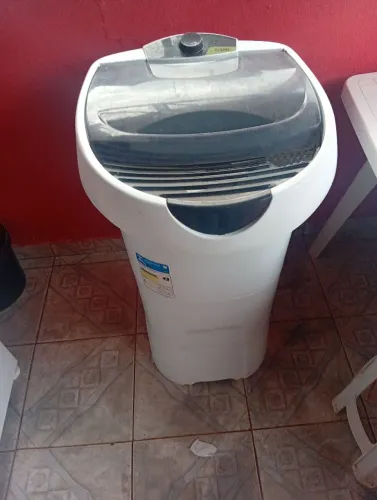 Vendo máquina de lavar roupa tanquinho