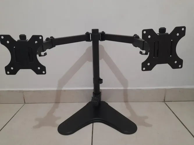 Suporte para monitor articulado - base de mesa duplo