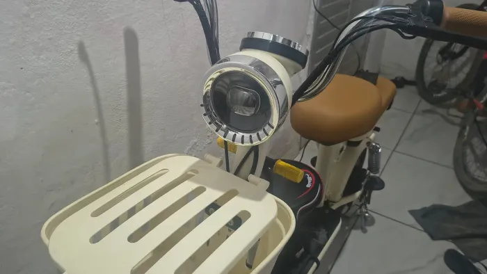 Moto elétrica 1200W + cadeirinha infantil