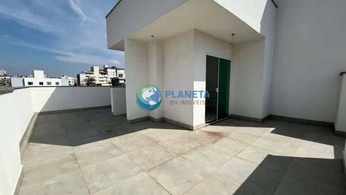 Apartamento Cobertura | 2 Quartos - 1suíte | 2 Salas | 2 Vagas | Elevador | Planalto