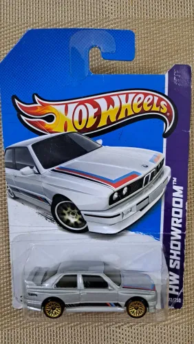 Miniatura Hotwheels '92 BMW M3 (Lacrada) 1/64