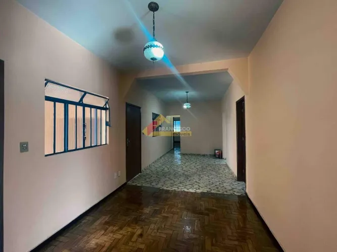 Casa para aluguel, 4 quartos, 2 vagas, Santo Antônio - Divinópolis/MG