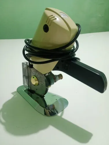 Máquina de corte de tecido