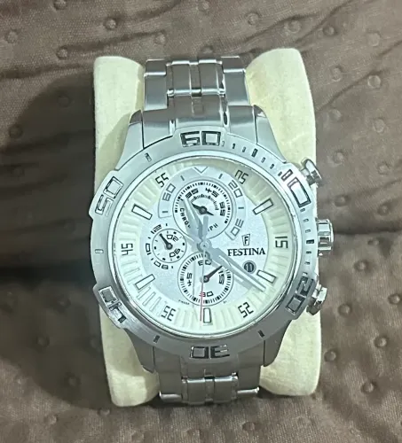 Relógio marca Festina 42mm