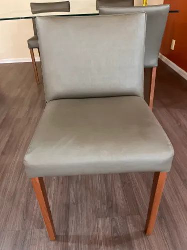 Vendo linda mesa de jantar