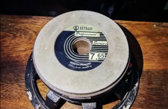 Troco esse grave keybass em um subwoofers